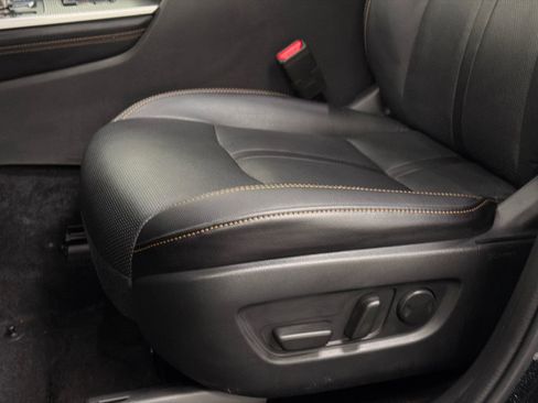 Used 2025 MAZDA CX-90 3.3 Turbo w/ Preferred Package image 17