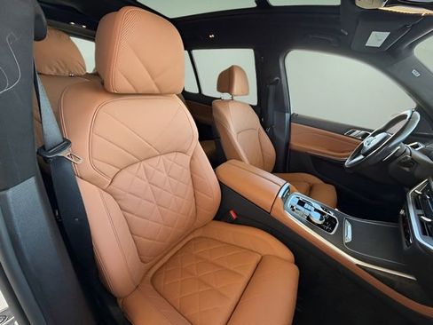 Certified 2023 BMW X7 xDrive40i w/ M Sport Package image 41