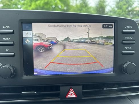 Used 2025 Hyundai Elantra Sport FWD image 24