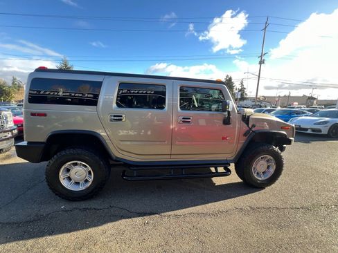 Used 2005 HUMMER H2 Base w/ Preferred Equipment Group image 7