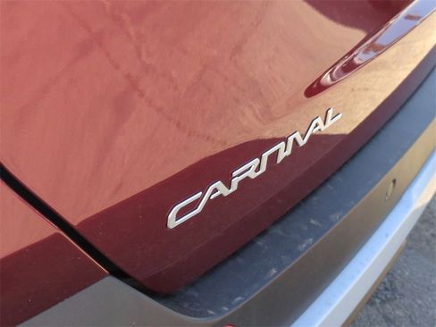 New 2026 Kia Carnival EX image 38