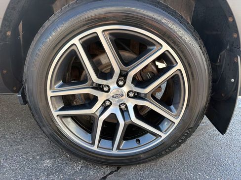 Used 2017 Ford Explorer Sport AWD/4WD image 43