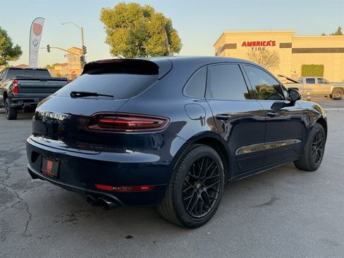 Used 2018 Porsche Macan GTS AWD/4WD image 19
