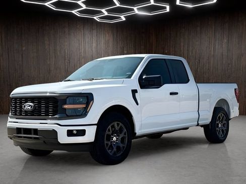 Used 2026 Ford F150 STX w/ Equipment Group 200A RWD image 4