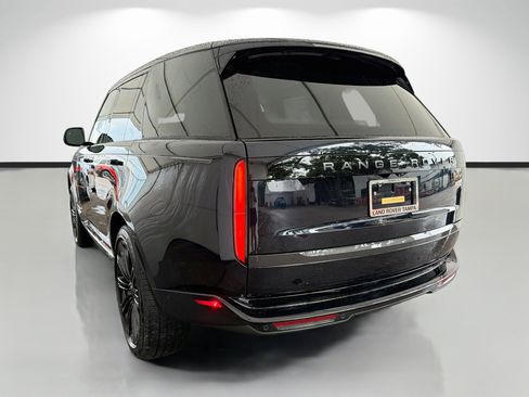 New 2026 Land Rover Range Rover SE AWD/4WD image 3