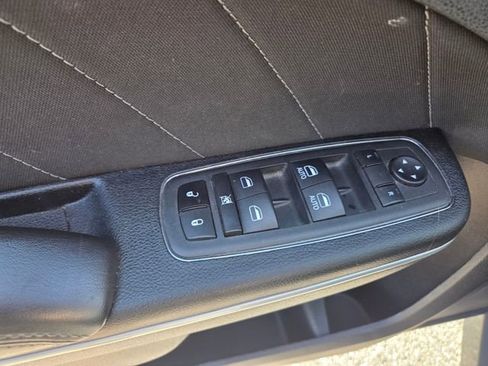 Certified 2023 Dodge Charger GT image 7