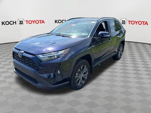 Used 2023 Toyota RAV4 XLE Premium AWD/4WD image 3