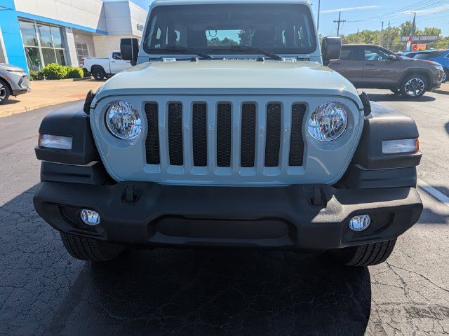 Used 2023 Jeep Wrangler Sport AWD/4WD image 8