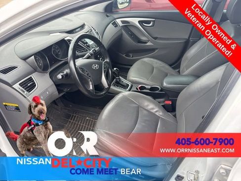 Used 2015 Hyundai Elantra Limited image 4