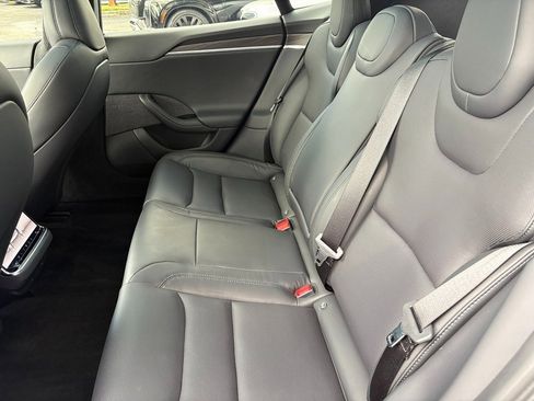Used 2023 Tesla Model S Standard Range image 19