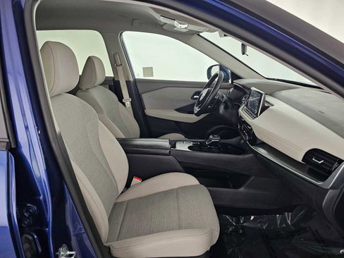 Used 2023 Nissan Rogue SV FWD image 10
