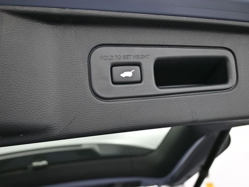 Used 2023 Honda Pilot TrailSport image 48