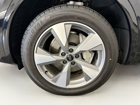 Used 2023 Audi Q5 2.0T Premium Plus w/ Premium Plus Package AWD/4WD image 37