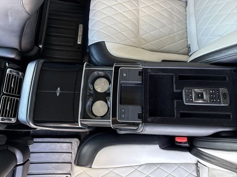 Used 2019 Land Rover Range Rover SV Autobiography Dynamic AWD/4WD image 40