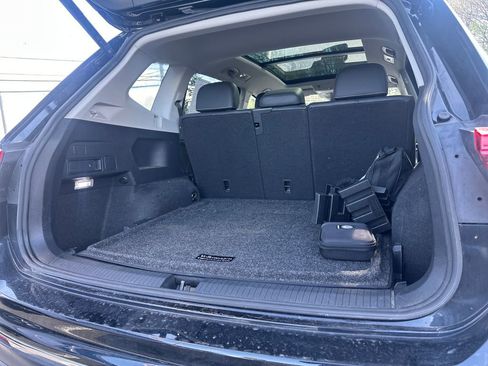 Certified 2022 Volkswagen Tiguan SE AWD/4WD image 14