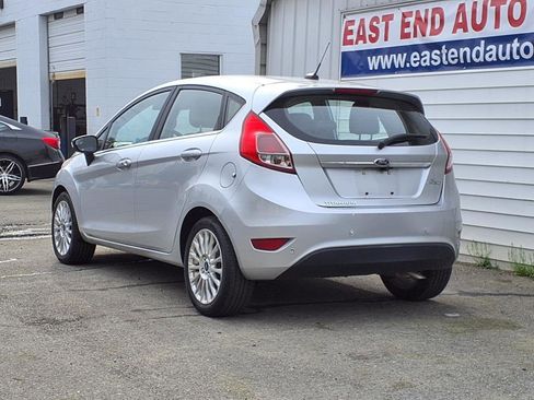 Used 2015 Ford Fiesta Titanium image 3