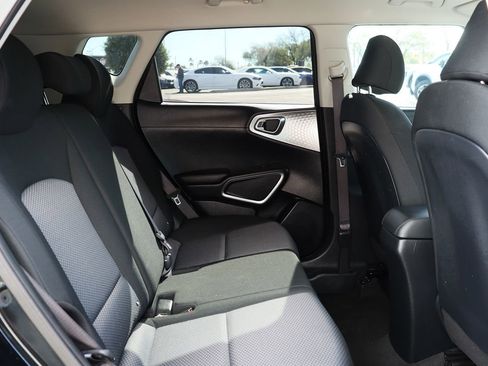 Used 2024 Kia Soul LX w/ Option Group 015 image 27