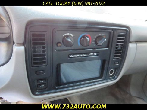 Used 1995 Chevrolet Impala SS image 11