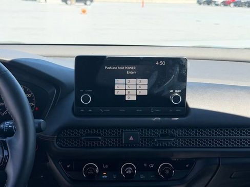 Certified 2024 Honda HR-V Sport image 17