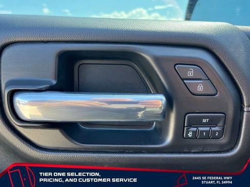 Used 2021 GMC Sierra 1500 AT4 w/ AT4 Value Package AWD/4WD image 13