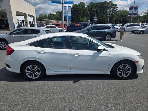 Used 2018 Honda Civic LX image 4
