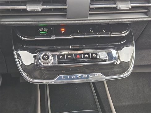 New 2026 Lincoln Corsair Premiere image 18