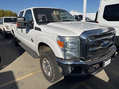 Used 2015 Ford F250 XLT w/ XLT Value Package AWD/4WD image 2