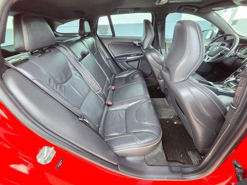 Used 2015 Volvo V60 T6 R-Design AWD/4WD image 18