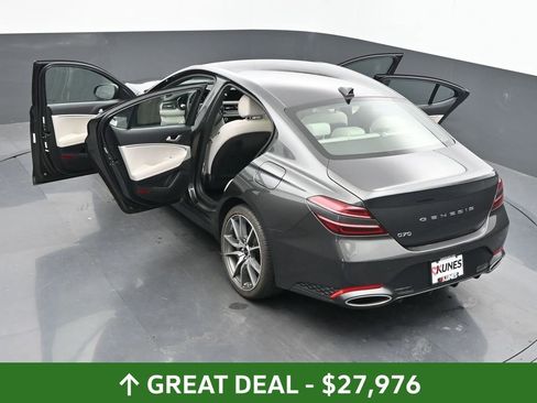 Used 2024 Genesis G70 2.5T image 64