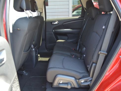 Used 2016 Dodge Journey SXT FWD image 13