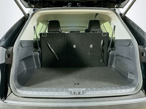 Used 2025 Toyota Grand Highlander AWD image 29