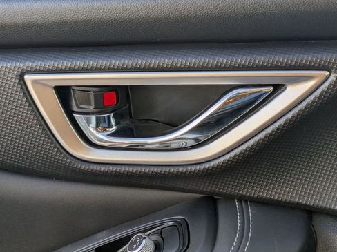 Used 2019 Subaru Forester Limited image 11