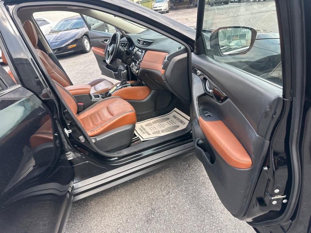 Used 2018 Nissan Rogue SL w/ Premium Package AWD/4WD image 27