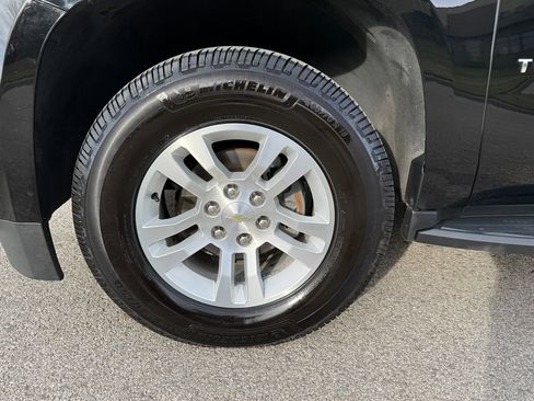 Used 2018 Chevrolet Tahoe LS image 23