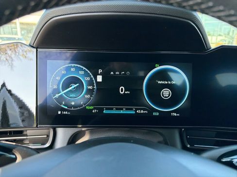 New 2025 Hyundai Elantra SEL FWD image 20