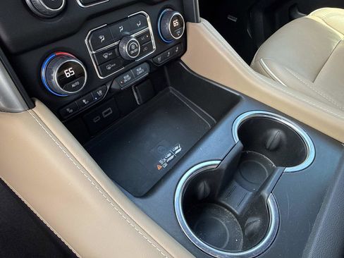 Used 2022 Chevrolet Tahoe Premier image 28