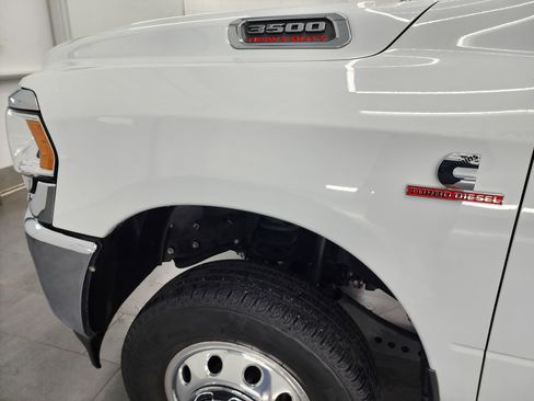 Used 2022 RAM 3500 Big Horn w/ Protection Group image 31