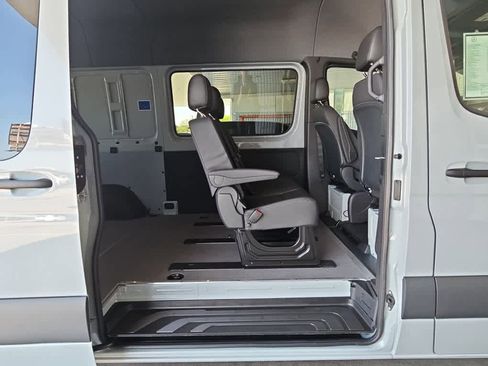 New 2026 Mercedes-Benz Sprinter 2500 image 24
