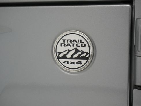 Used 2018 Jeep Wrangler Unlimited Sahara w/ LED Lighting Group image 8