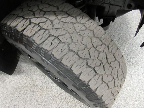 Used 2013 Ford F150 XLT w/ XLT Chrome Pkg image 20