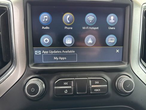 Used 2022 Chevrolet Silverado 1500 LT image 15