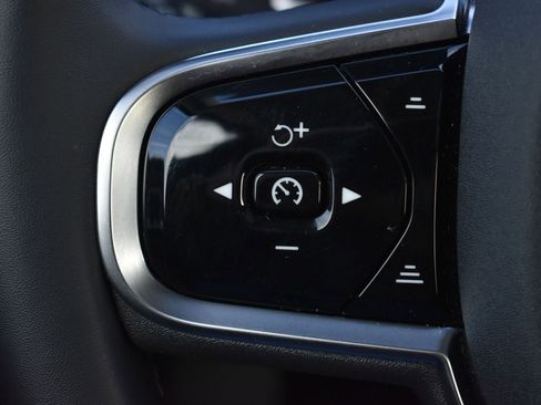 Used 2024 Volvo S60 B5 Plus image 20