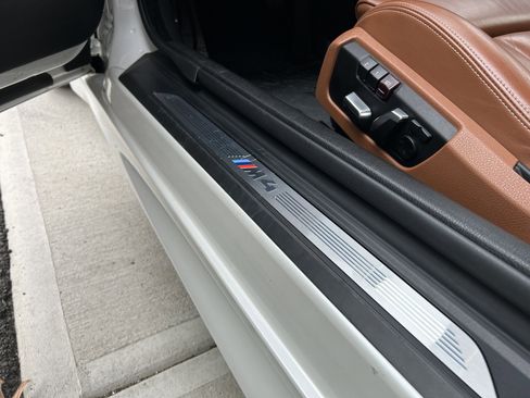 Used 2020 BMW M4 Convertible w/ Competition Package image 19