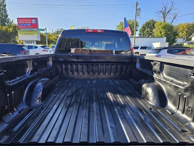 Used 2017 GMC Sierra 2500 4x4 Crew Cab image 10