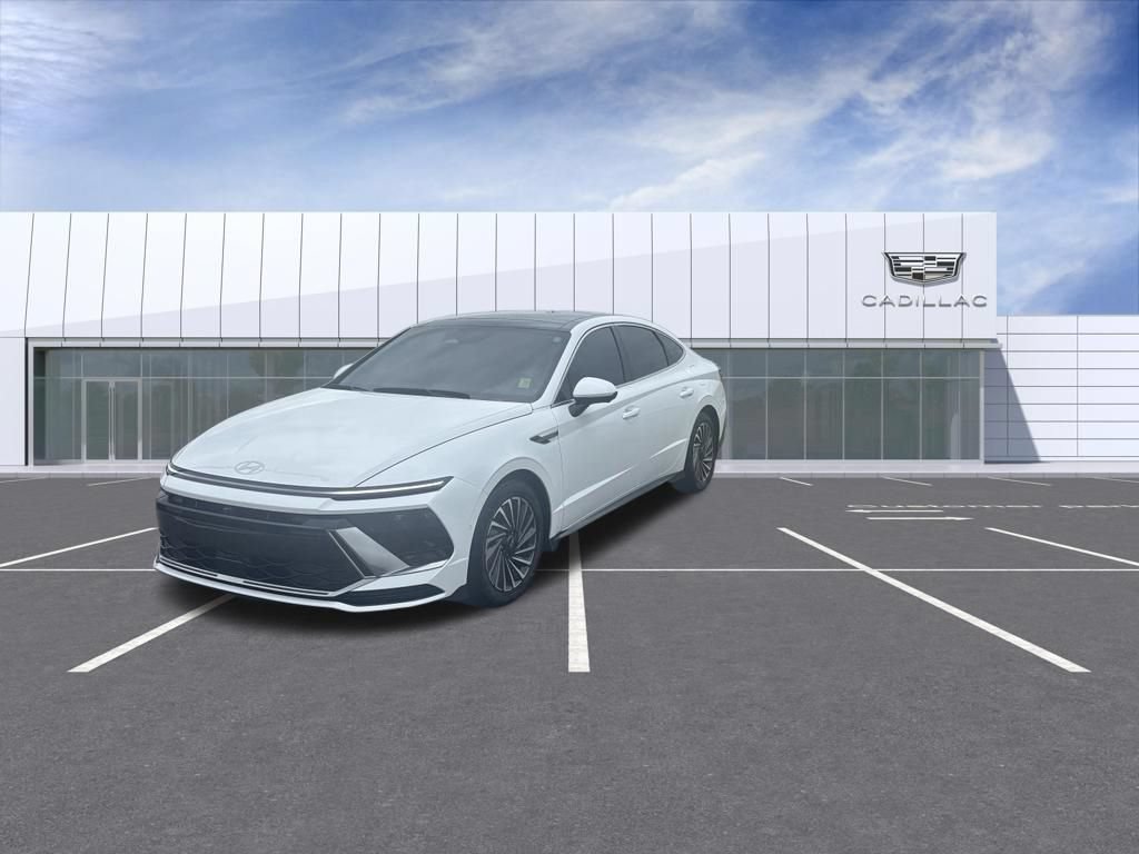 Used 2025 Hyundai Sonata Limited FWD image 6
