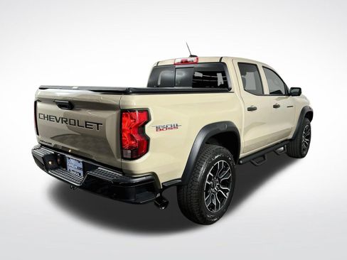 Used 2024 Chevrolet Colorado Trail Boss w/ LPO, Dark Essentials Package AWD/4WD image 8