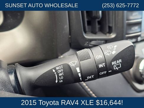 Used 2015 Toyota RAV4 XLE FWD image 30