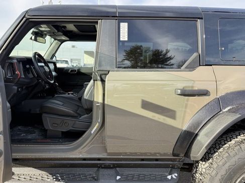 New 2025 Ford Bronco Raptor image 10