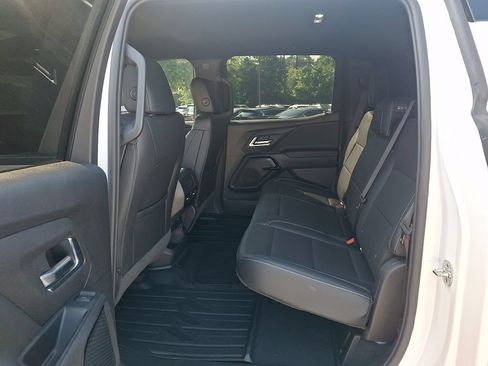 Used 2025 Chevrolet Silverado EV LT AWD/4WD image 10