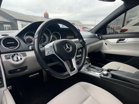 Used 2013 Mercedes-Benz C 250 Sedan w/ Premium 1 Pkg image 15